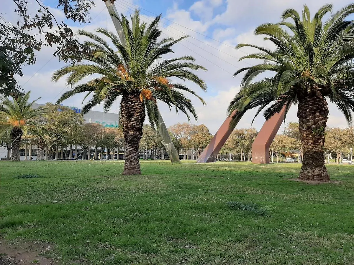 דירות קורנלה דה יוברגאט Barcelo Cornella